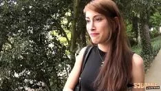 Abspielen Carlie, son phantasmae se carnivale enculer par un vieux