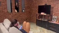 Jouer Passion interdite des étapes: seins, bas et une chatte remplie de sperme