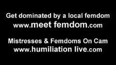 Afspelen POV Femmom Ballbusting Action: Big-Tusted Goddess knijpt Balls Hard