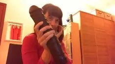 Abspielen Ti Halbmaske mit Anruf für Quittungensi cazzi li vuoi succhiare tutti?