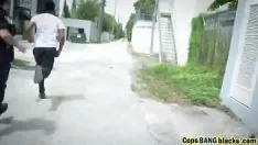 Oynat Ateşli polisler ve bbc ile ırksal dış üçlü fucworld çırpıcı!