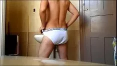 Play Haciendo rico striptease artist!